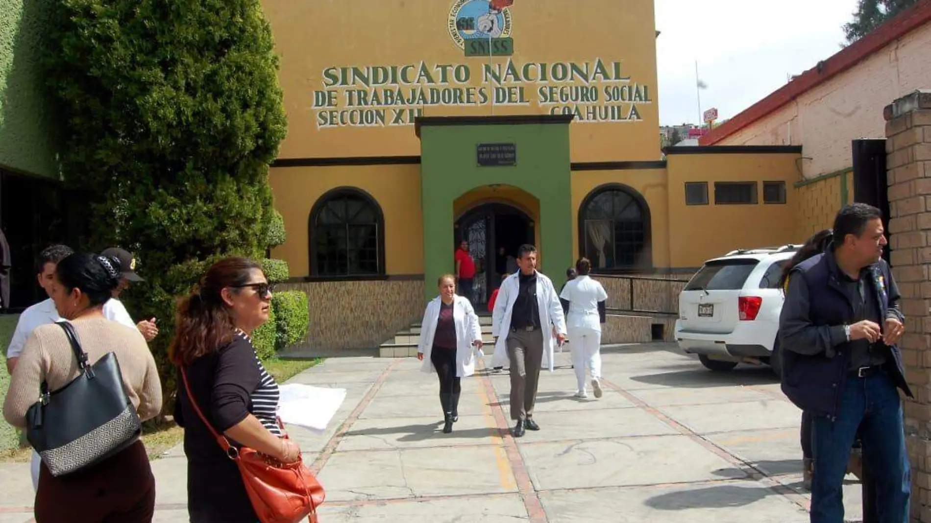 29 El SNTSS ve focos rojos en el IMSS2